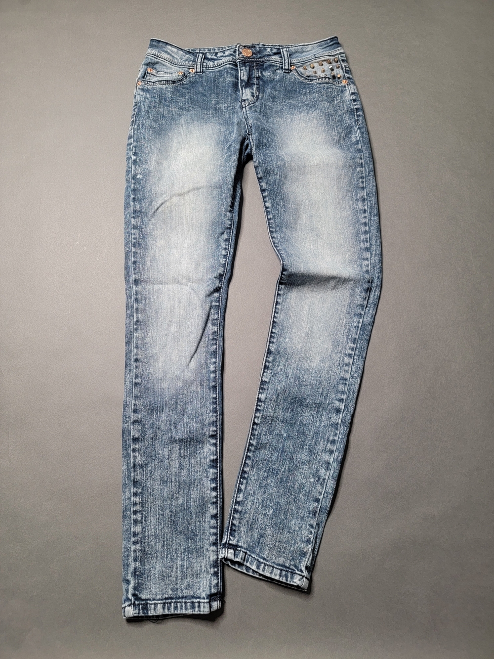 Mossimo Supply Co. Women's Acid Wash Skinny Jeans with Studded Detail Size 7